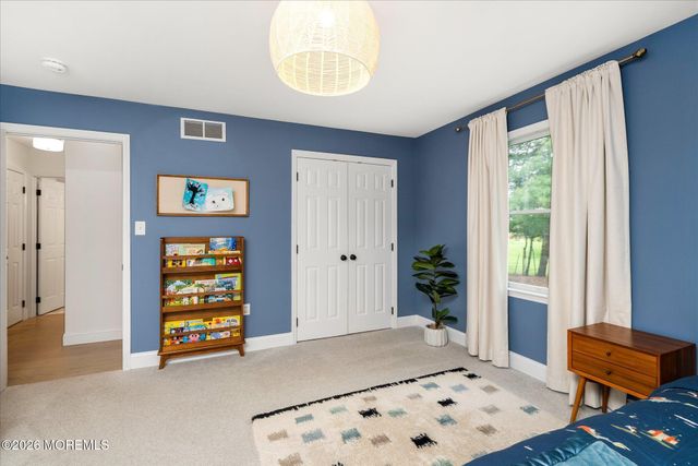 134 Schoolhouse Road, Wrightstown, NJ 08562