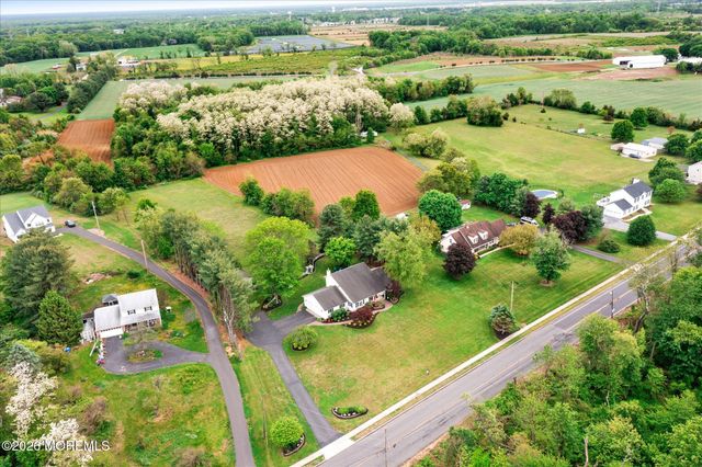 134 Schoolhouse Road, Wrightstown, NJ 08562