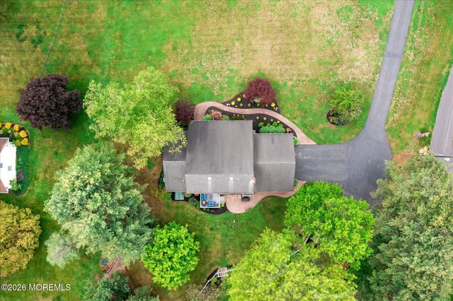 134 Schoolhouse Road, Wrightstown, NJ 08562