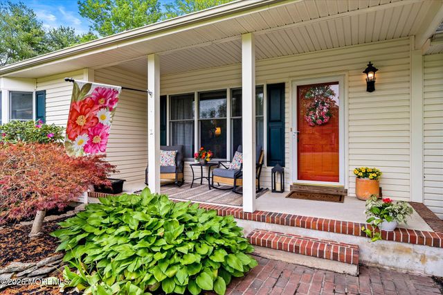134 Schoolhouse Road, Wrightstown, NJ 08562
