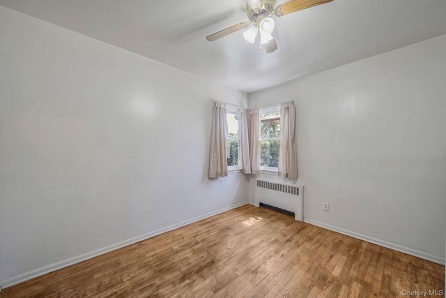 124 Washington Avenue, Valley Stream, NY 11580