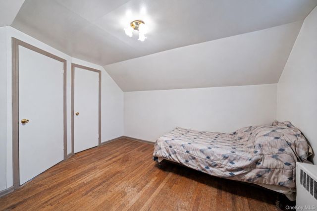 124 Washington Avenue, Valley Stream, NY 11580