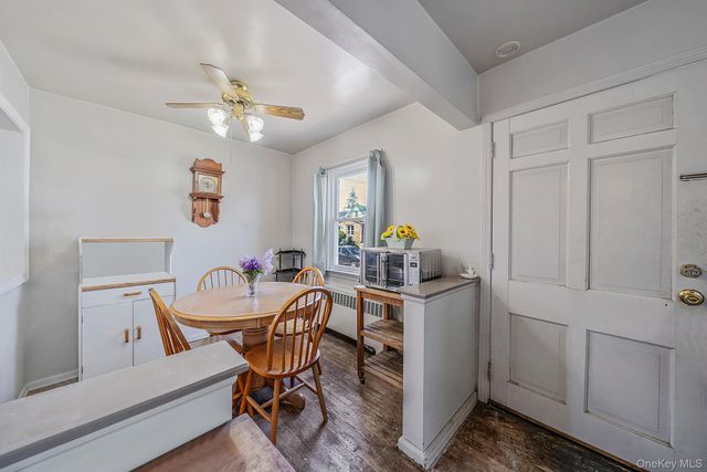 124 Washington Avenue, Valley Stream, NY 11580