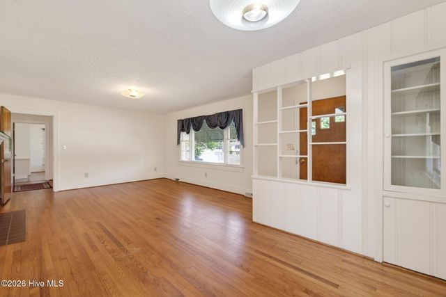 403 S Pearl Street, Princeton, NC 27569