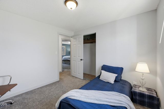 4360 SW Reservoir Drive, Redmond, OR 97756