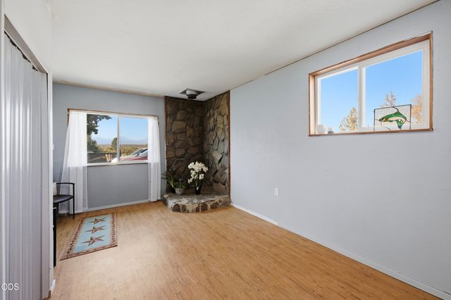 4360 SW Reservoir Drive, Redmond, OR 97756