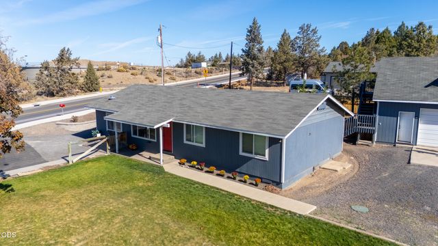 4360 SW Reservoir Drive, Redmond, OR 97756