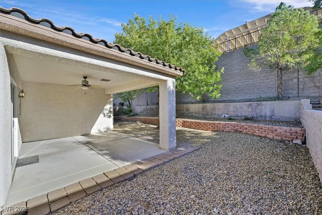 1660 Rockcrest Hills Avenue, Henderson, NV 89052