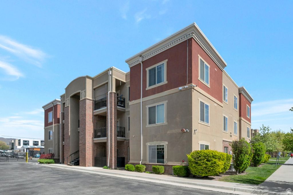 Image 1 of property listing at 150 E BELMONT AVE #1, Salt Lake City, UT 84111