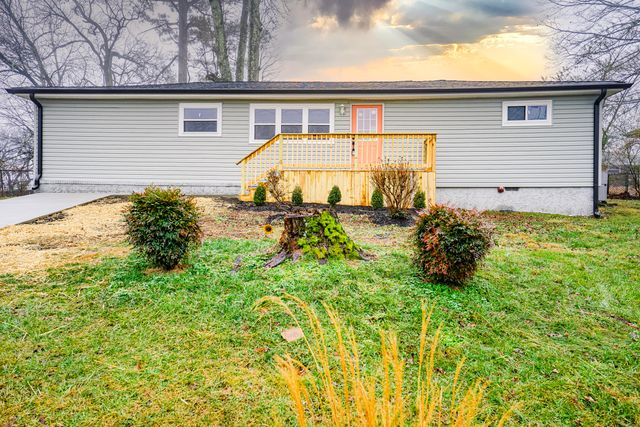 733 Roberta Drive, Rossville, GA 30741