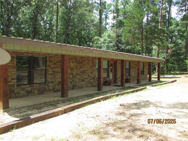 10878 FM19, Frankston, TX 75763