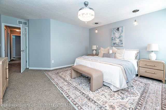 2418 Knollridge Lane, Williamston, MI 48895