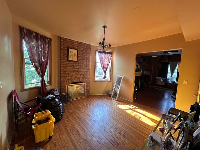 4129 W Jackson Boulevard, Chicago, IL 60624