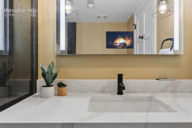 127 Via Vallecito NA, Manitou Springs, CO 80829
