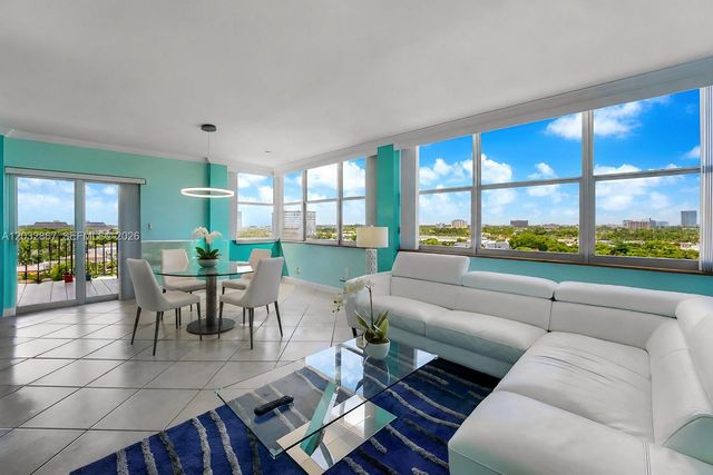 11930 N Bayshore Dr 909, North Miami, FL 33181