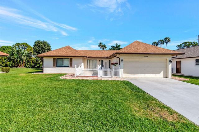 10298 Greentrail Drive N, Boynton Beach, FL 33436