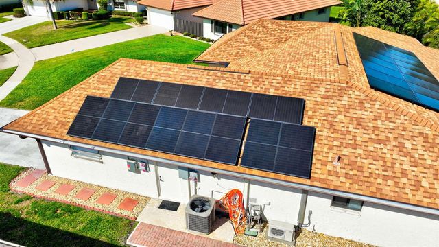 10298 Greentrail Drive N, Boynton Beach, FL 33436