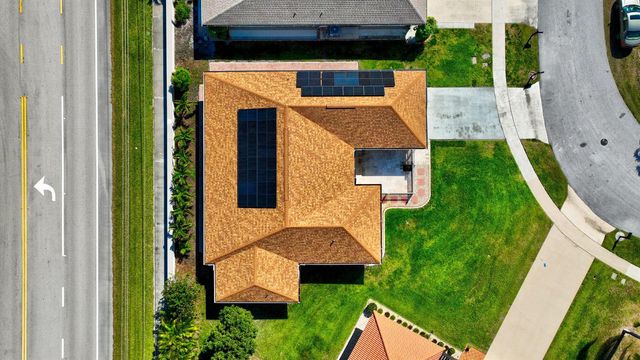 10298 Greentrail Drive N, Boynton Beach, FL 33436