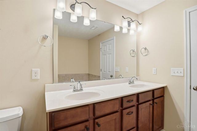 9626 Greenery Court, Deerfield Twp., OH 45140