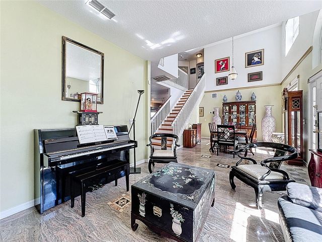 2048 APPLEGATE DRIVE, Ocoee, FL 34761