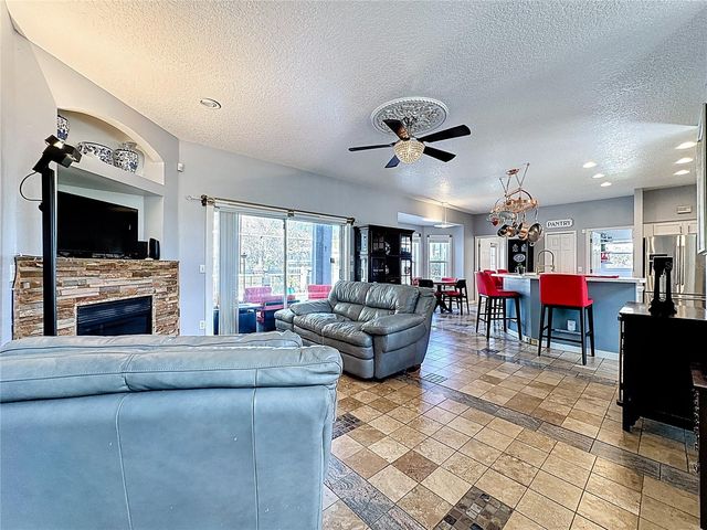 2048 APPLEGATE DRIVE, Ocoee, FL 34761