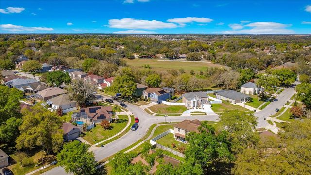 2048 APPLEGATE DRIVE, Ocoee, FL 34761