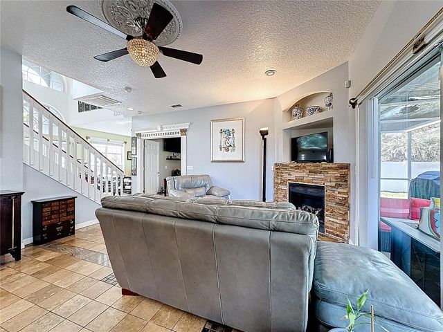 2048 APPLEGATE DRIVE, Ocoee, FL 34761