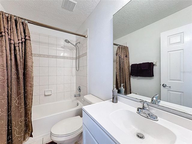 2048 APPLEGATE DRIVE, Ocoee, FL 34761