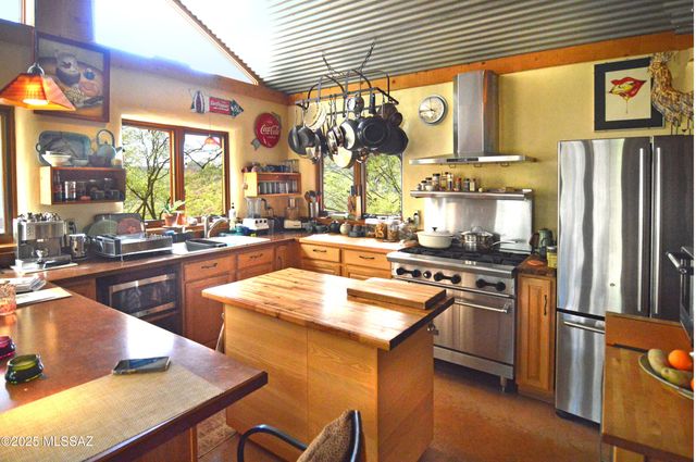 45 Redrock Drive, Patagonia, AZ 85624