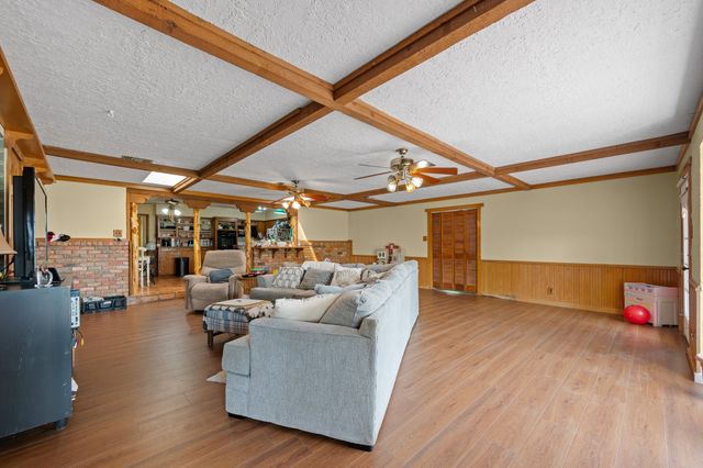1944 County Road 401, Alvarado, TX 76009