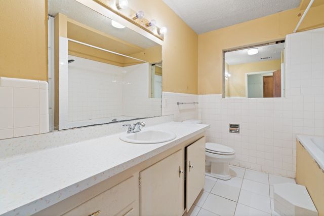 1944 County Road 401, Alvarado, TX 76009