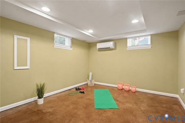 2210 Kenmore Rd, Henrico, VA 23228