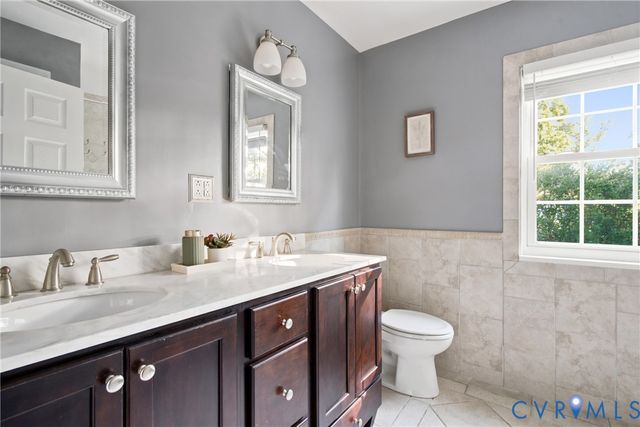 2210 Kenmore Rd, Henrico, VA 23228