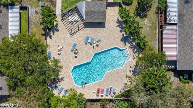 800 Meadowland DR N, Naples, FL 34108