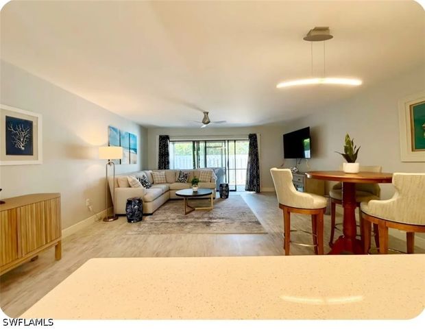 800 Meadowland DR N, Naples, FL 34108