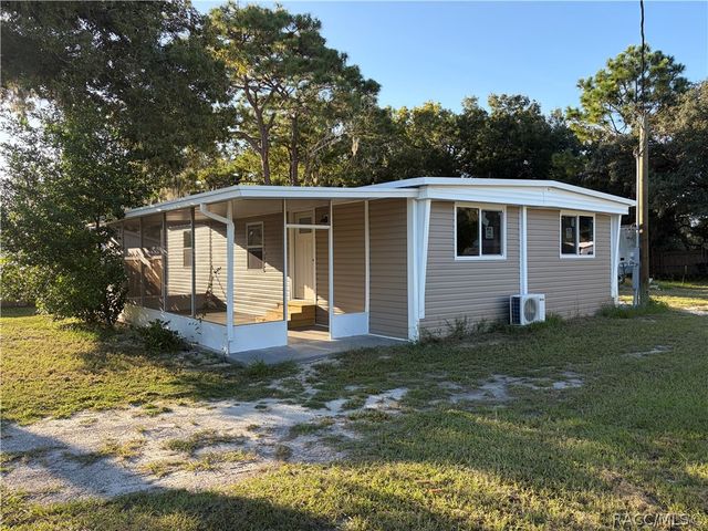 7311 W Brady Lane, Homosassa, FL 34446