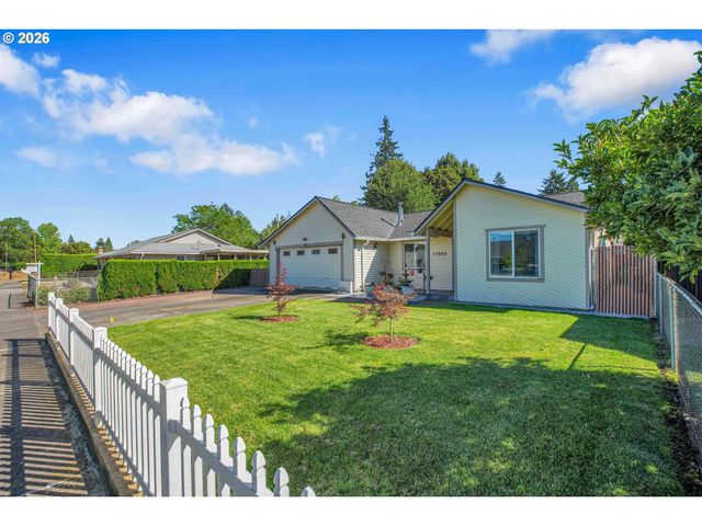 17022 Se SALMON St, Portland, OR 97035