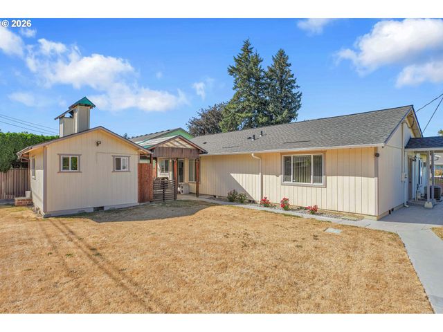 17022 Se SALMON St, Portland, OR 97035
