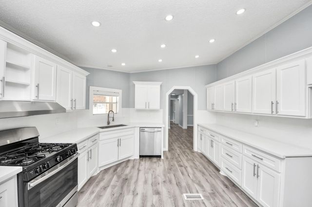 427 County Road 2218, Cleveland, TX 77327