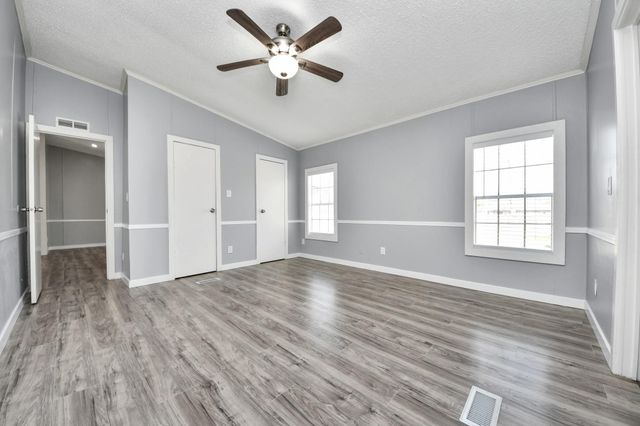 427 County Road 2218, Cleveland, TX 77327