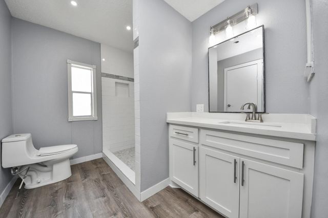 427 County Road 2218, Cleveland, TX 77327