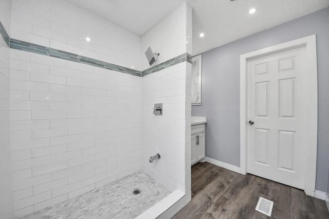 427 County Road 2218, Cleveland, TX 77327