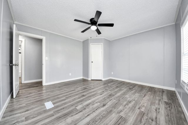 427 County Road 2218, Cleveland, TX 77327