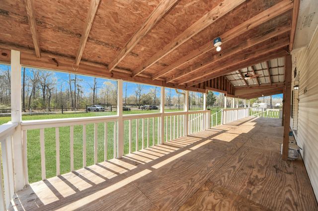 427 County Road 2218, Cleveland, TX 77327