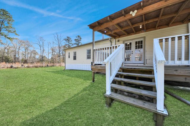 427 County Road 2218, Cleveland, TX 77327