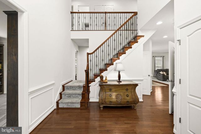 345 LONG MEADOW DR, Fredericksburg, VA 22406