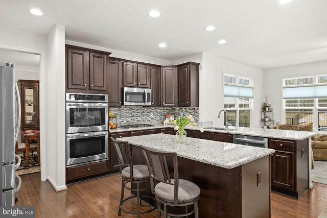 345 LONG MEADOW DR, Fredericksburg, VA 22406