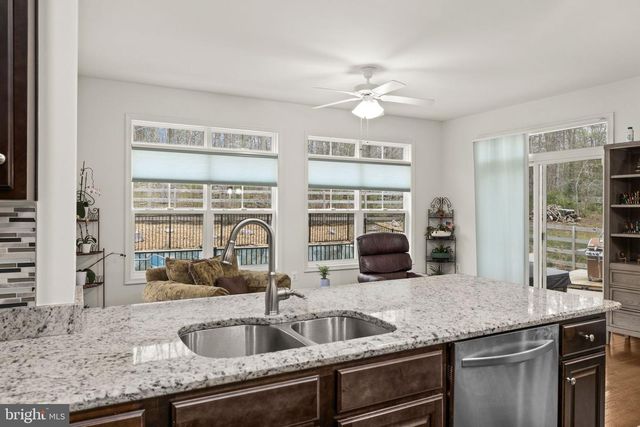 345 LONG MEADOW DR, Fredericksburg, VA 22406