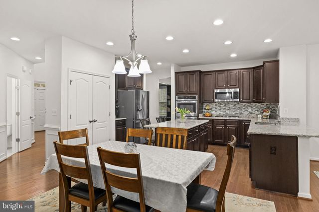 345 LONG MEADOW DR, Fredericksburg, VA 22406