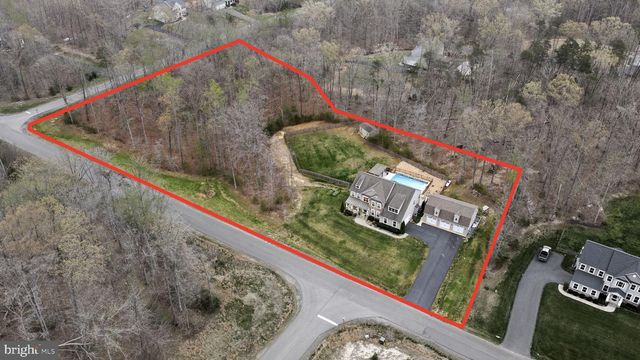 345 LONG MEADOW DR, Fredericksburg, VA 22406